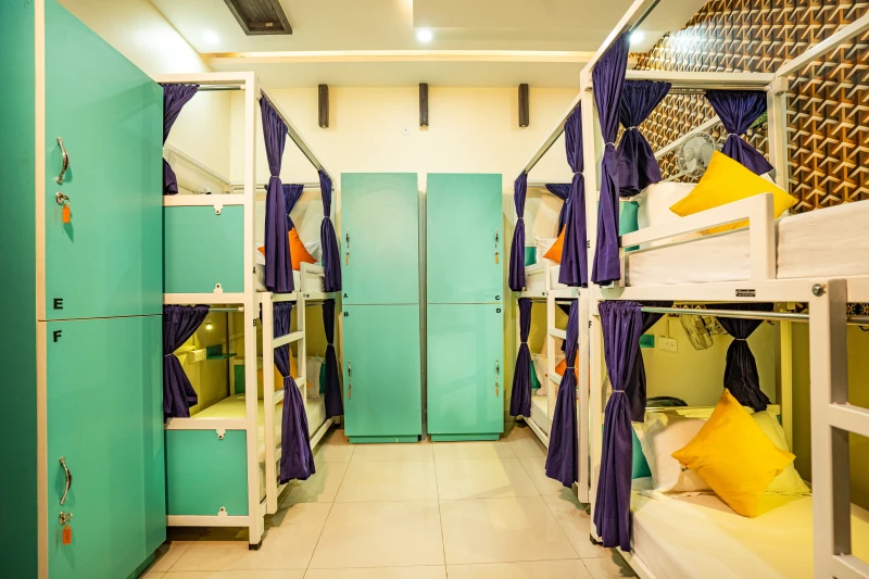 Bed in 6 Bed Mixed AC Dormitory Room with Ensuite Bathroom 1