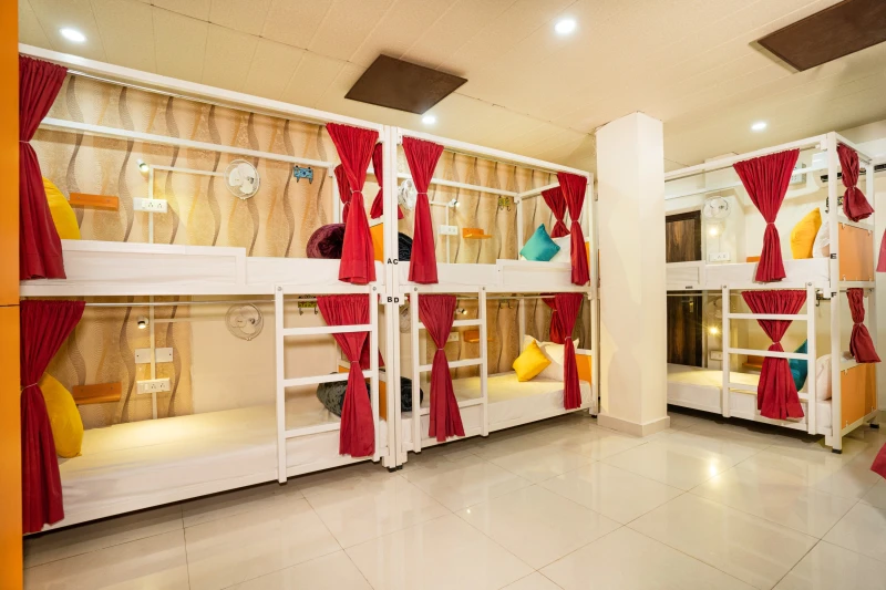 Bed in 8 Bed Mixed AC Dormitory Room with Ensuite Bathroom 3