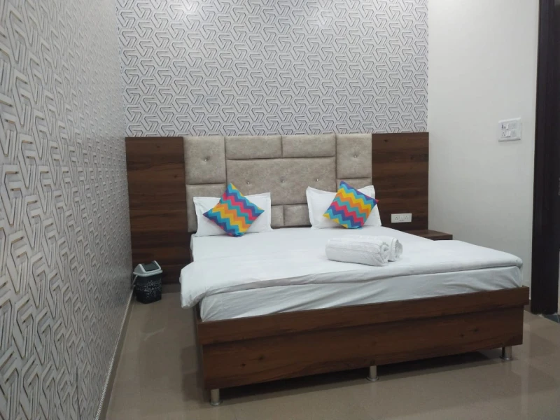 Premium Private AC Room with Ensuite Bathroom 1