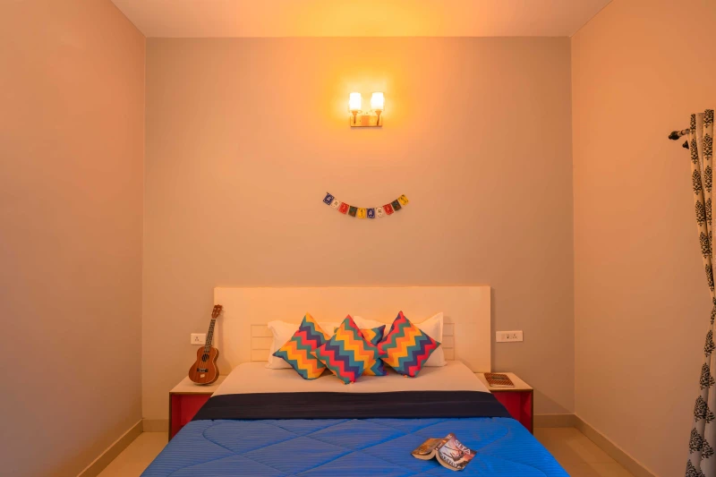Deluxe Private AC Room with Panoramic View and Ensuite Bathroom 7