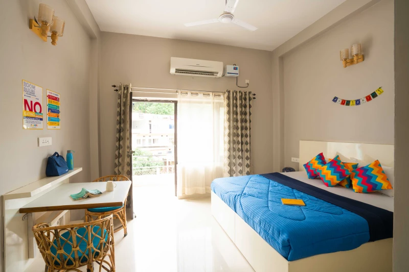 Deluxe Private AC Room with Ensuite Bathroom 2