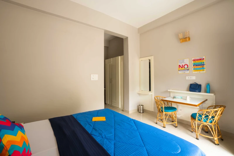 Deluxe Private AC Room with Ensuite Bathroom 3