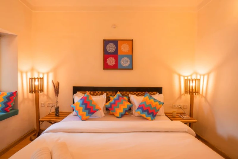 Deluxe Private Room with Ensuite Bathroom 2