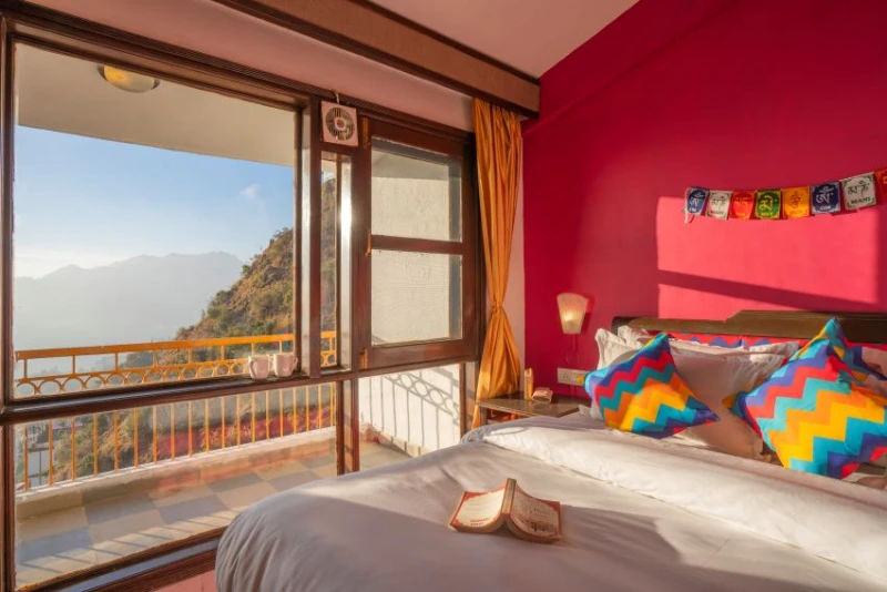 Deluxe Private Room with Ensuite Bathroom 2