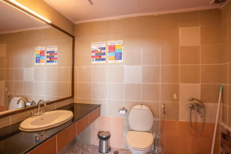 Deluxe Private Room with Ensuite Bathroom 4