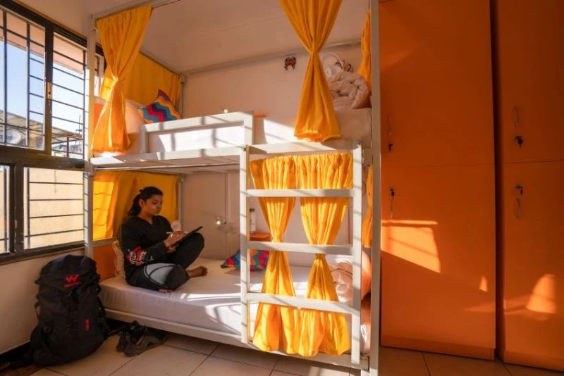 Bed in 6 Bed Female Only AC Dormitory Room with Ensuite Bathroom 1