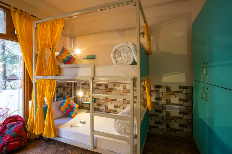 Bed in 4 Bed Mixed Dormitory Room with Ensuite Bathroom 2