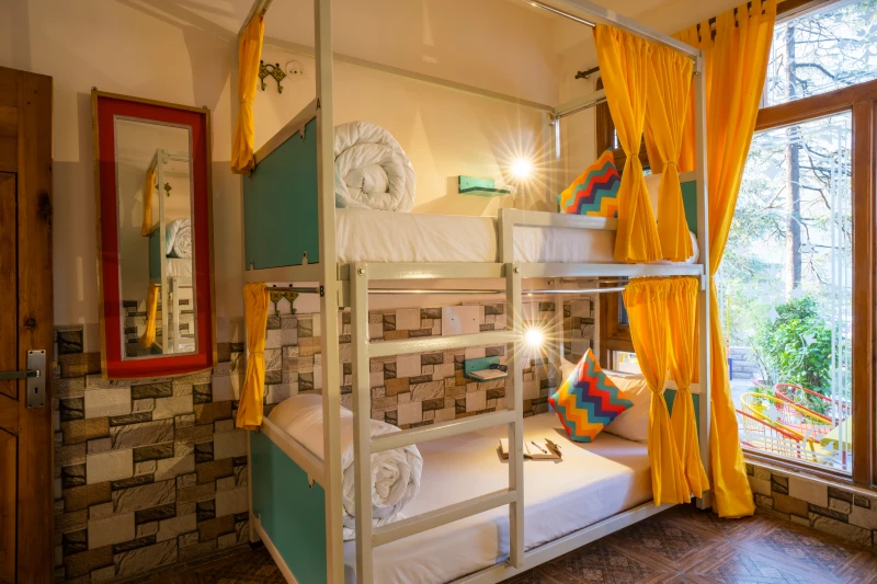 Bed in 4 Bed Mixed Dormitory Room with Ensuite Bathroom 4