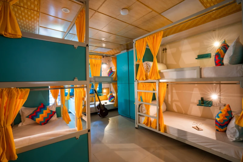 Bed In 6 Bed Mixed Dormitory Room with Balcony Ensuite Bathroom 4