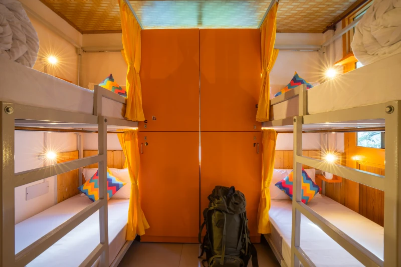 Bed in 12 Bed Mixed Dormitory Room with Ensuite Bathroom 4