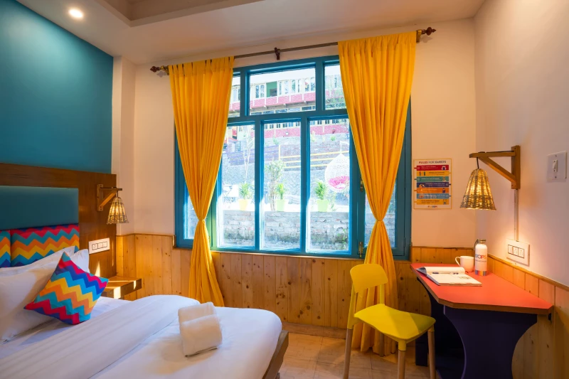Deluxe Private Room with Ensuite Bathroom 2
