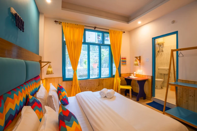 Deluxe Private Room with Ensuite Bathroom 6
