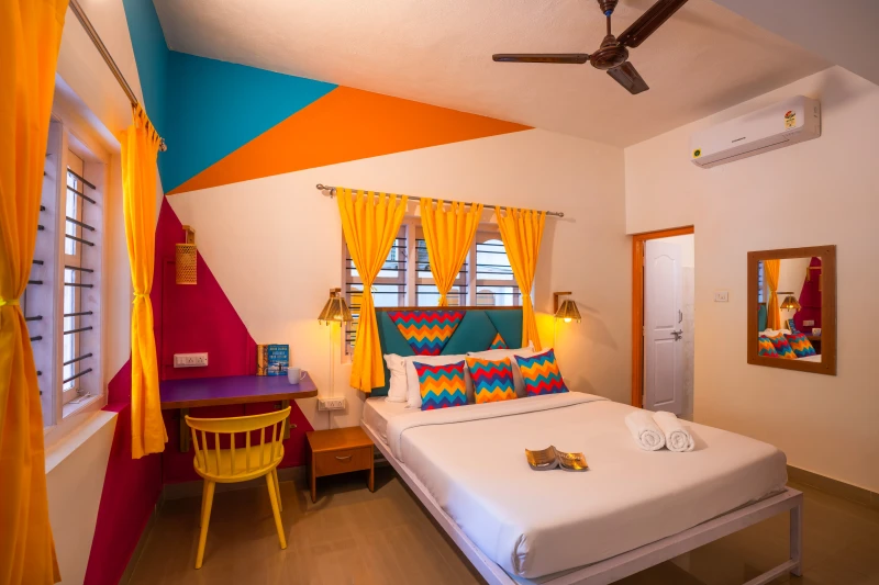 Deluxe Private AC Room with Ensuite Bathroom 2