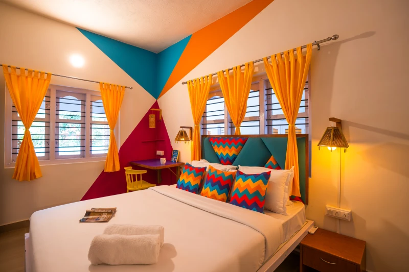 Deluxe Private AC Room with Ensuite Bathroom 3