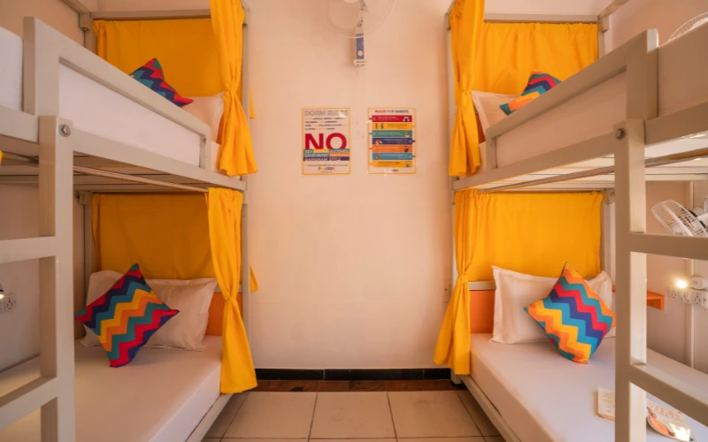 Bed in 4 Bed Female Only AC Dormitory Room with Ensuite Bathroom 6
