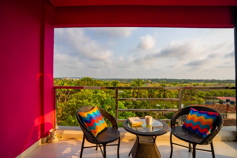 Deluxe Private AC Room with Balcony and Ensuite Bathroom 4