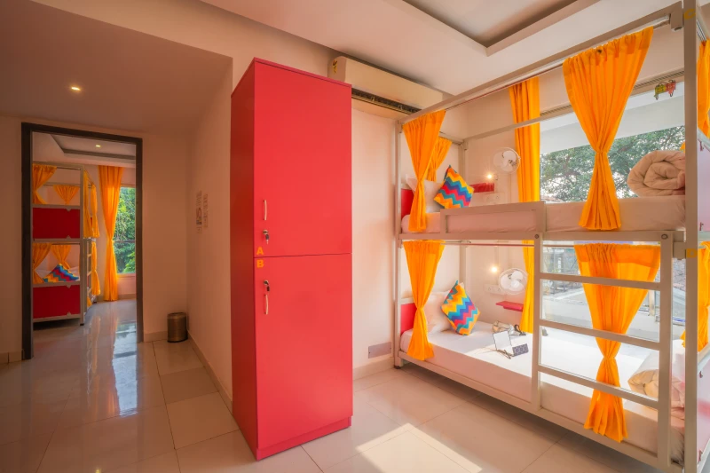 Bed in 10 Bed Mixed AC Dormitory Room with Ensuite Bathroom 2