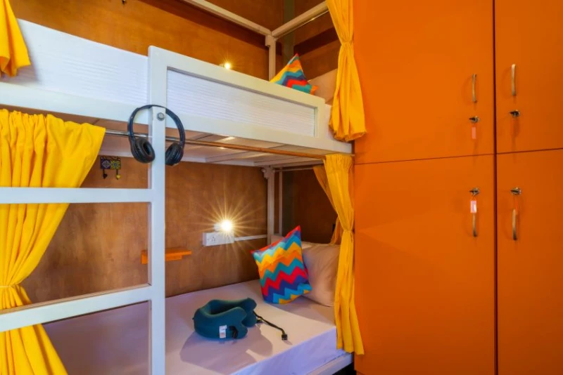 Bed in 12 Bed Mixed AC Dormitory Room with Ensuite Bathroom 3
