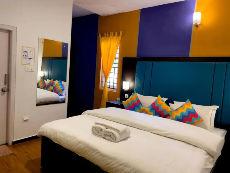 Deluxe Private Room with Ensuite Bathroom 1