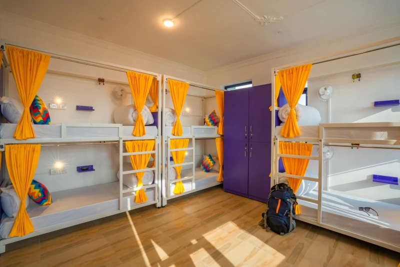 Bed in 10 Bed Mixed Dormitory Room with Ensuite Bathroom 7