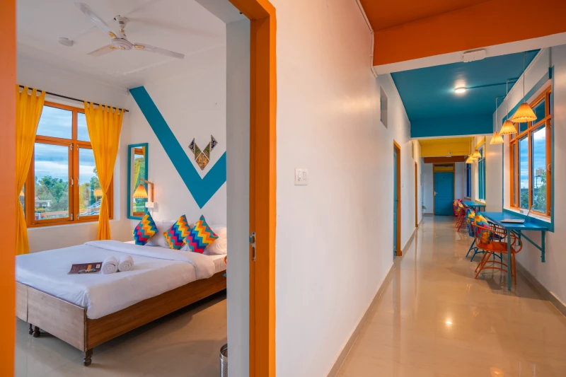 Deluxe Private Room with Premium Balcony and Ensuite Bathroom 6
