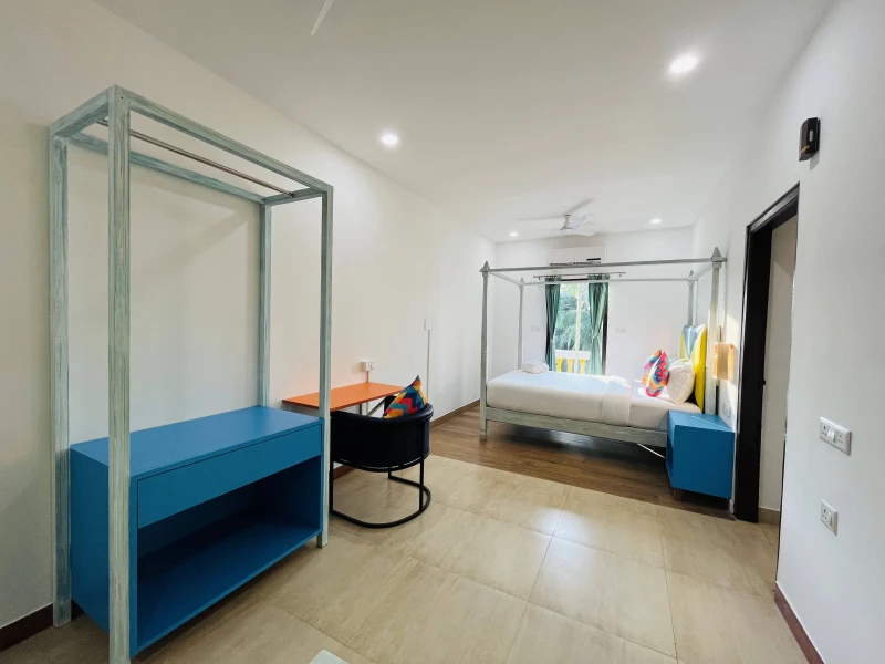 Deluxe Private AC Room with Ensuite Bathroom 1