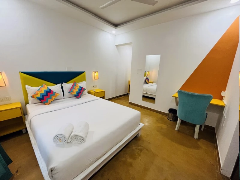 Standard Private AC Room with Ensuite Bathroom 1