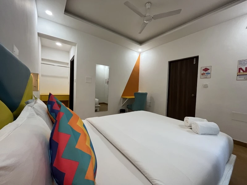 Standard Private AC Room with Ensuite Bathroom 3