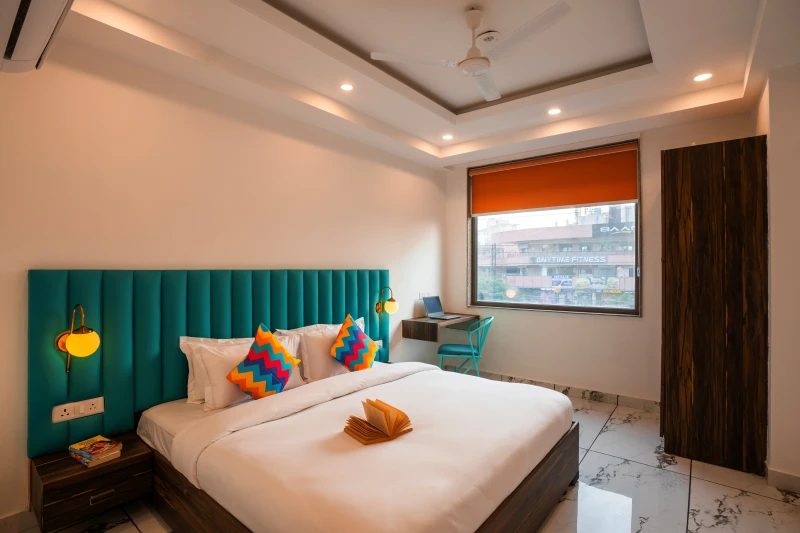 Deluxe Private AC Room With Ensuite Bathroom 3