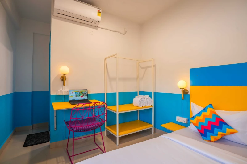 Deluxe Private AC Room with Ensuite Bathroom 3