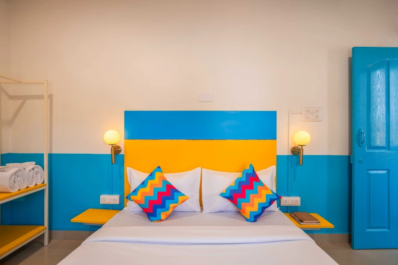 Deluxe Private AC Room with Ensuite Bathroom 6