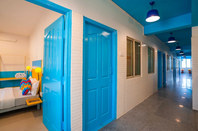 Deluxe Private AC Room with Ensuite Bathroom 8