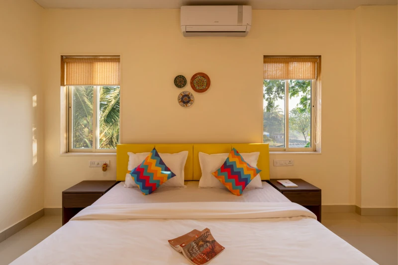 Deluxe Private AC Room with Ensuite Bathroom 2