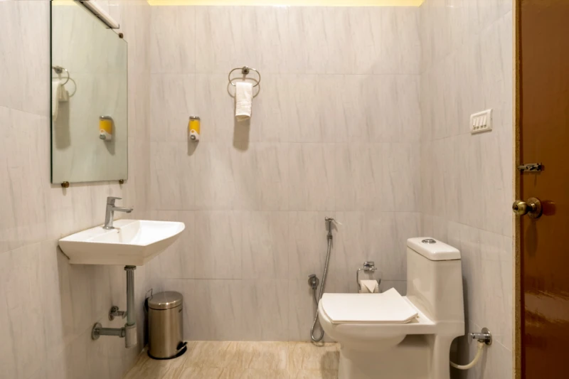 Deluxe Private AC Room with Balcony and Ensuite Bathroom 8