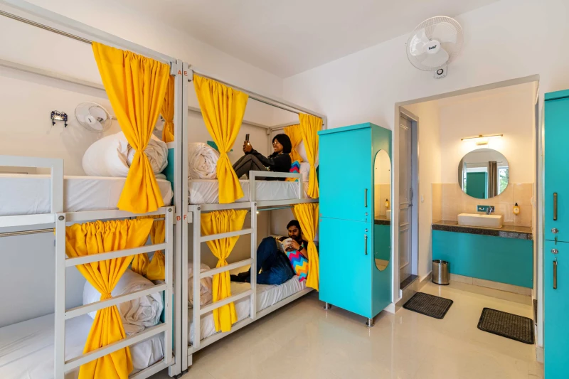 Bed in 6 Bed Mixed Dormirtory Room with Ensuite Bathroom 2