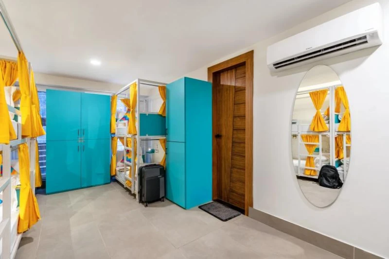 Bed in 8 Bed Mixed AC Dormitory Room with Ensuite Bathroom 4