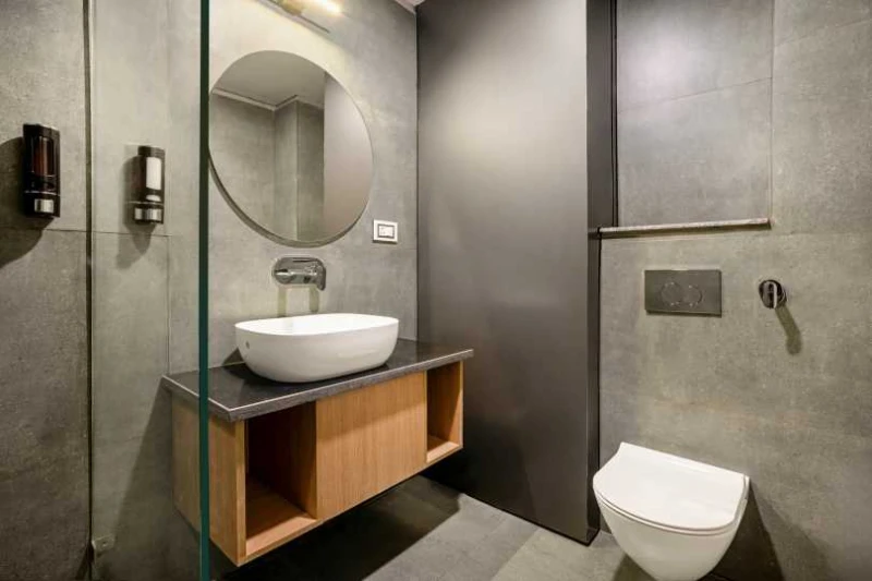 Bed in 6 Bed Mixed AC Dormitory Room with Balcony and Ensuite Bathroom 3