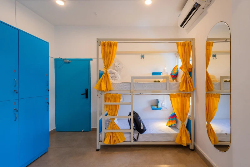 Bed in 6 Bed Mixed AC Dormitory Room with Ensuite Bathroom 6