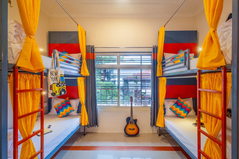 Bed in 4 Bed Mixed Dormitory Room with Ensuite Bathroom 2