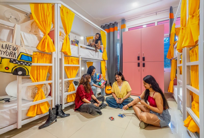 Bed in 8 Bed Mixed Dormitory Room with Balcony and Ensuite Bathroom 3