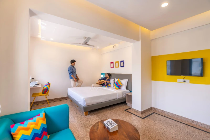 Deluxe Private AC Room with Ensuite Bathroom 1