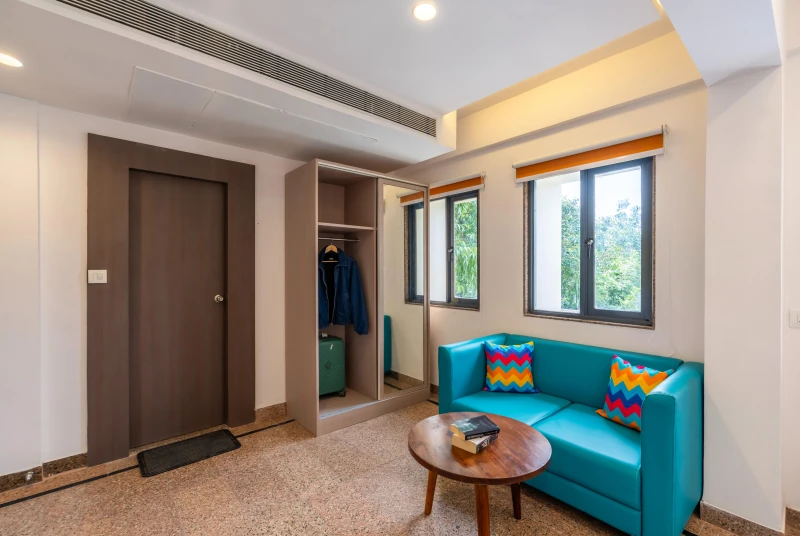 Deluxe Private AC Room with Ensuite Bathroom 5