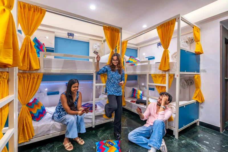 Bed in 6 Bed Mixed AC Dormitory Room with Ensuite Bathroom 5