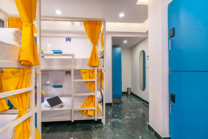 Bed in 6 Bed Mixed AC Dormitory Room with Ensuite Bathroom 6