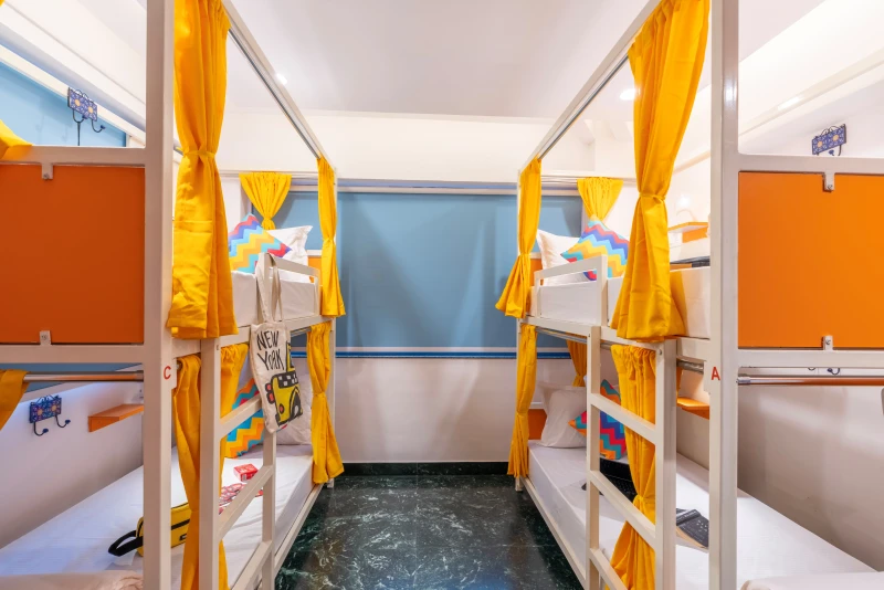 Bed in 4 Bed Female Only AC Dormitory Room with Ensuite Bathroom 6