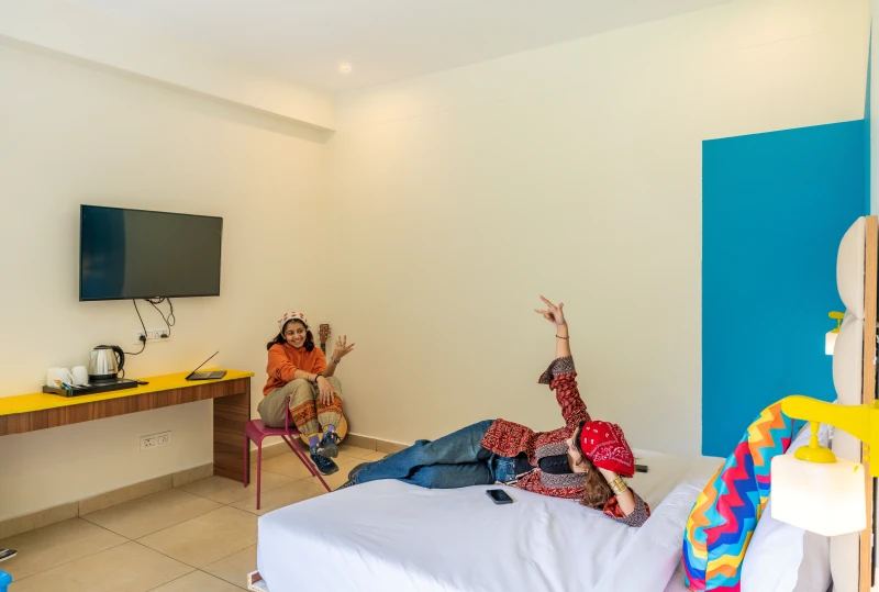 Deluxe Private Room with Balcony & Mountain View and Ensuite Bathroom 1