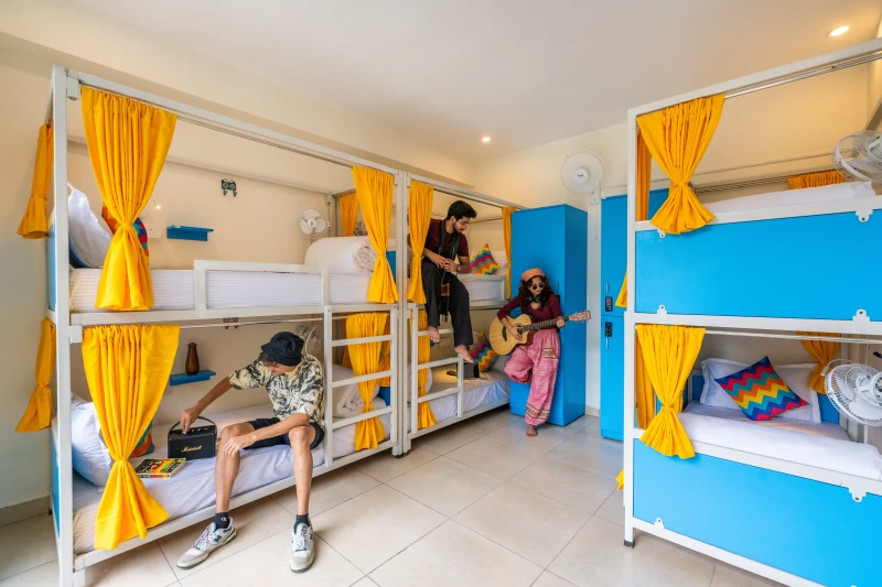 Bed in 6 Bed Mixed Dormitory Room with Balcony and Ensuite Bathroom 2