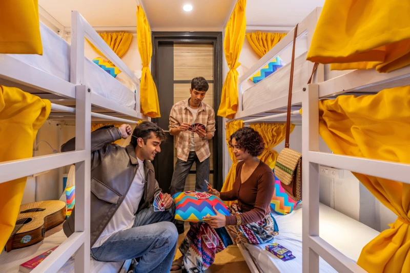 Bed in 6 Bed Mixed Dormitory Room with Ensuite Bathroom 5