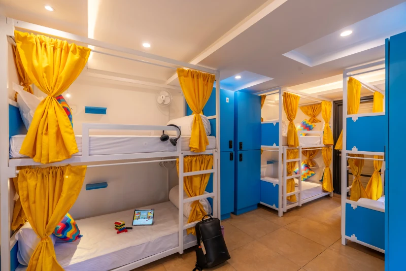 Bed in 6 Bed Mixed Dormitory Room with Ensuite Bathroom 7