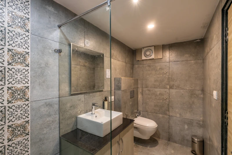Bed in 6 Bed Mixed Dormitory Room with Ensuite Bathroom 9